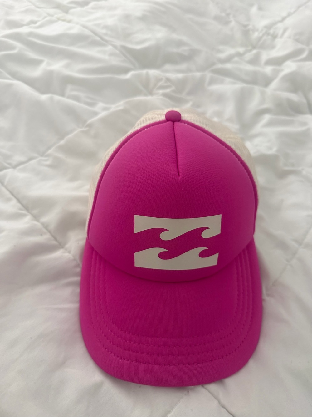 Billabong truckers hat